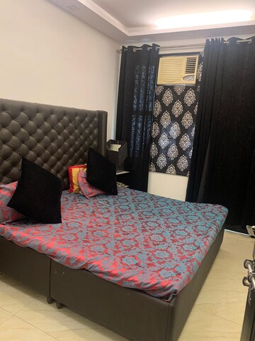 Bedroom in 3 BHK Builder Floor at Paschim Vihar – for Rent