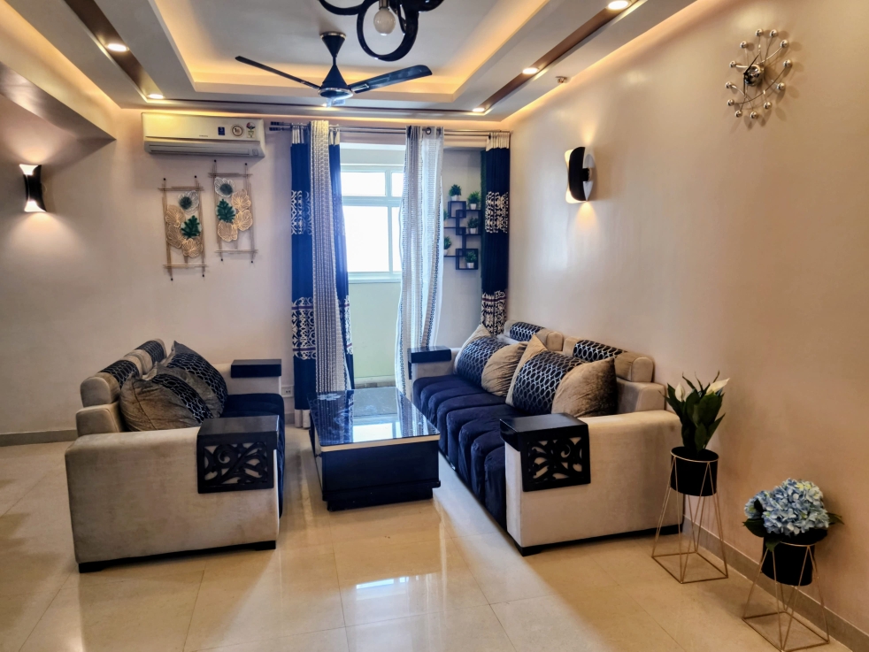 2.5 BHK + Study Room Apartment For Sale in Paramount Symphony
