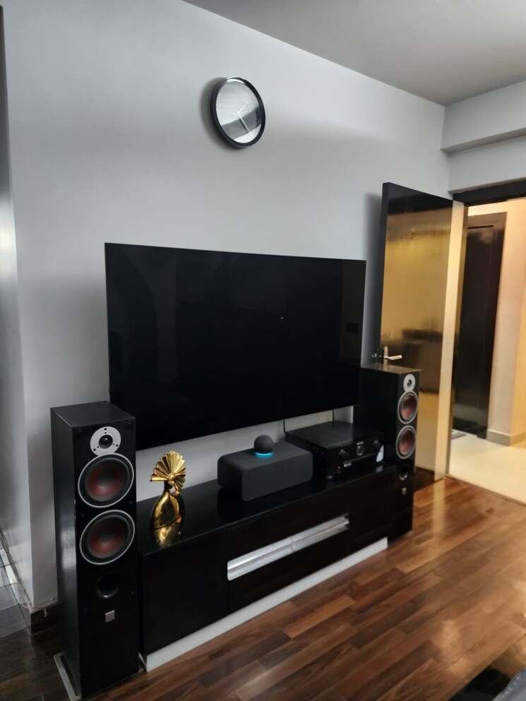 Living Room, paramount-symphony 2.5 Bedroom 1410 Sq.Ft. Apartment In Sain Vihar Ghaziabad 8210405