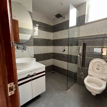 Kitchen in 3 BHK Builder Floor at Ansal Sushant Lok I, Sector 43 – for Rent