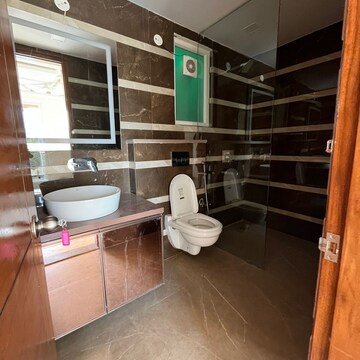 Staircase in 3 BHK Builder Floor at Ansal Sushant Lok I, Sector 43 – for Rent