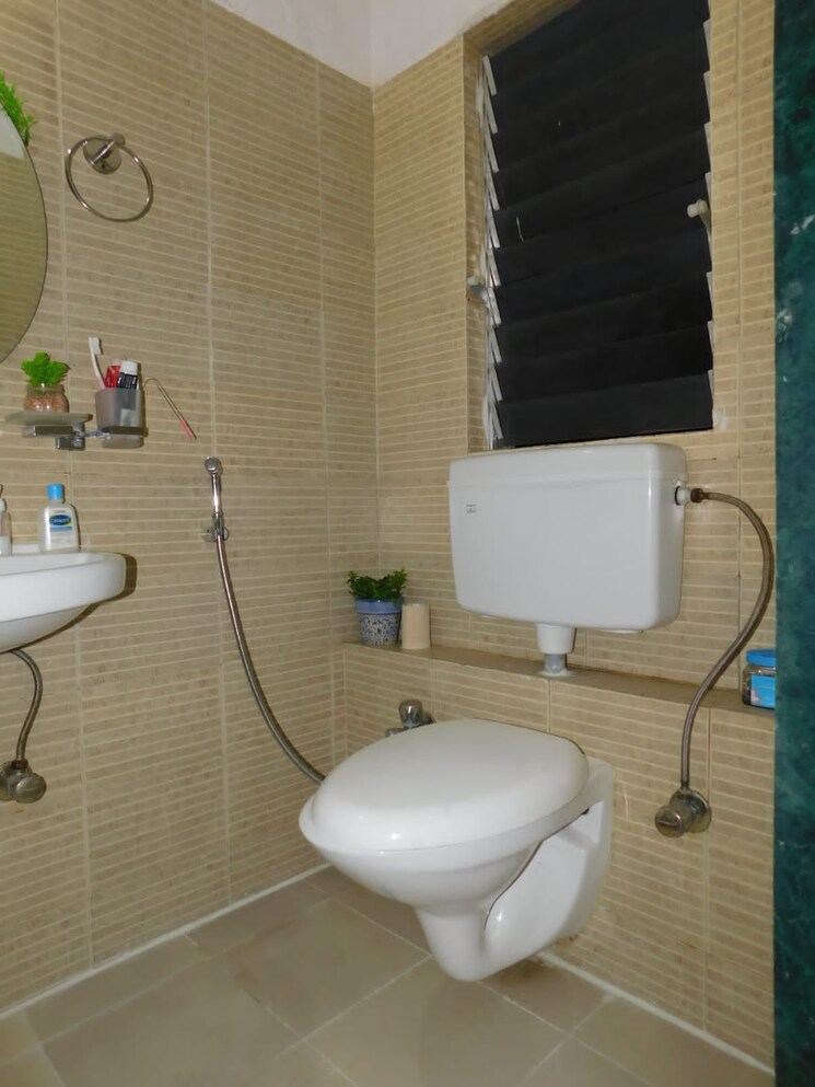 Bathroom, db-orchid-ozone 2 Bedroom 875 Sq.Ft. Apartment In Dahisar East Mumbai 8210432