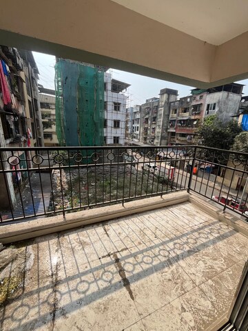 Balcony in 1 BHK Apartment at Sector 26 – for Rent