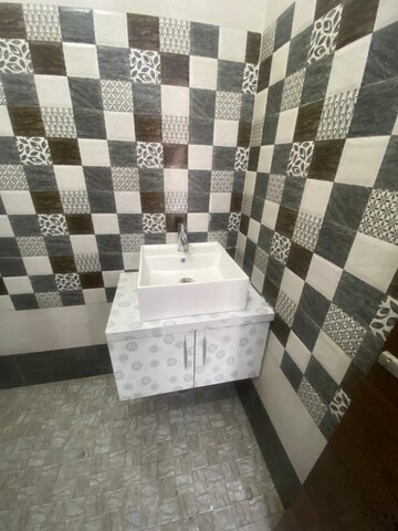 Master Bedroom in 4 BHK Builder Floor at Gms Road – for Sale