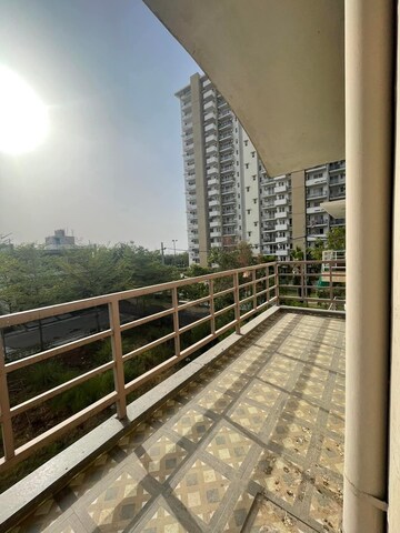 Balcony in 3 BHK Apartment at BPTP Amstoria, Sector 102 – for Rent