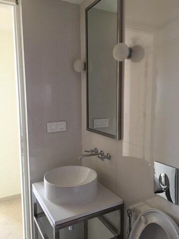 Bathroom in 4 BHK Apartment at Rajesh Raj Infinia, Malad West – for Rent