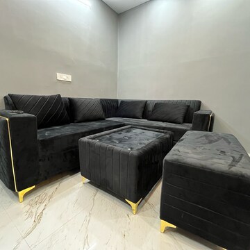 Living Room in 1 BHK Apartment at Saket – for Rent