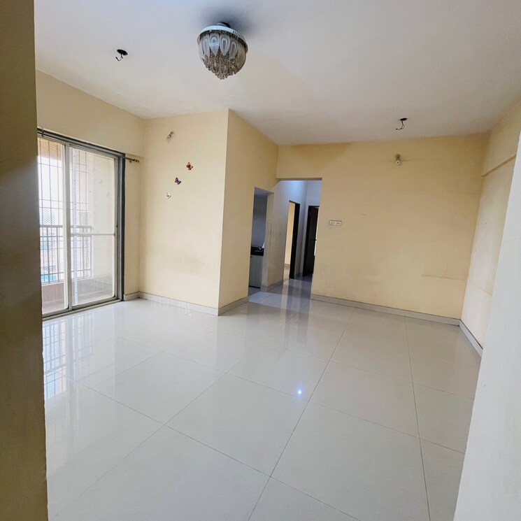 Bathroom, rutu-riverside-estate 2 Bedroom 1075 Sq.Ft. Apartment In Wayle Nagar Thane 8210503