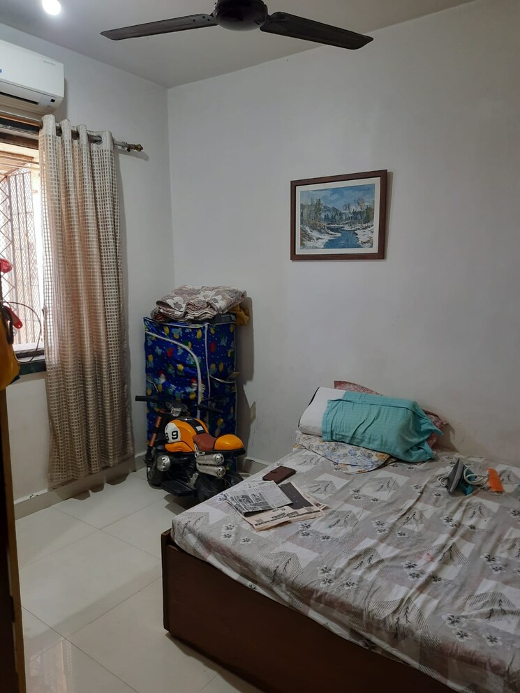 Bedroom, swastik-park-chs 2 Bedroom 940 Sq.Ft. Apartment In Ghodbunder Road Thane 8210523