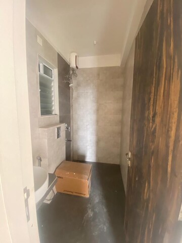 Furnished Amenities in 2 BHK Apartment at Rosa Manhattan, Ghodbunder Road – for Rent