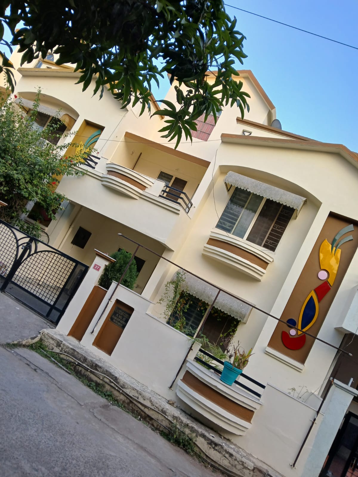 3 BHK + Study Room Independent House For Sale in Mohini Deep