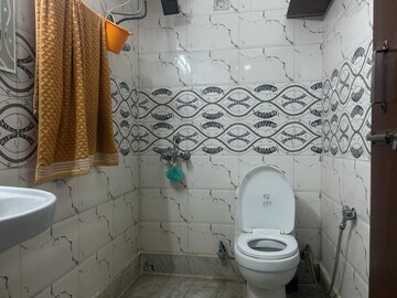 Bathroom in 2 BHK Builder Floor at Paryavaran Complex – for Rent