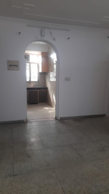 Room in 2 BHK Apartment at Sector 19, Dwarka – for Rent