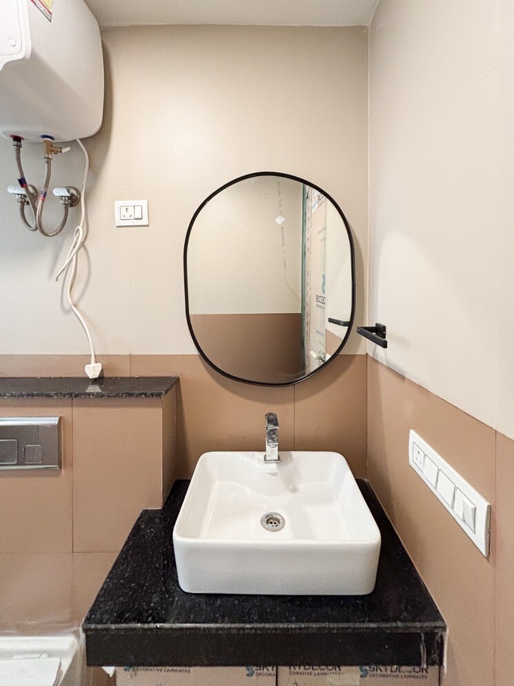 Bathroom, dlf-westend-heights 4 Bedroom 2810 Sq.Ft. Apartment In Sector 53 Gurgaon 8210556