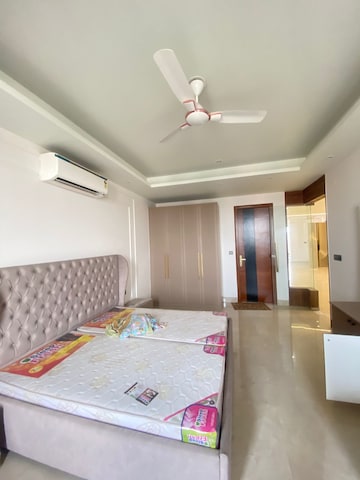 4 BHK Builder Floor For Rent in Sainik Colony Faridabad  8210539