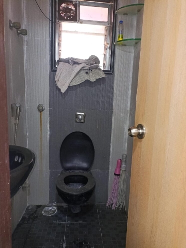 Bathroom, hiranandani-estate 1 Bedroom 800 Sq.Ft. Apartment In Ghodbunder Road Thane 8210571