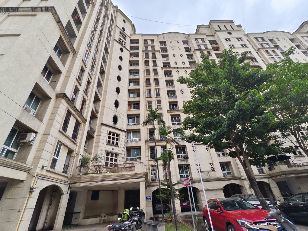 1 BHK + Extra Room Apartment For Sale in Hiranandani Estate