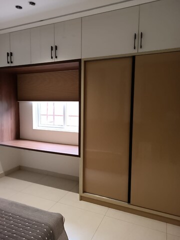 Room in 3 BHK Apartment at Candeur Lakescape, Kondapur – for Sale