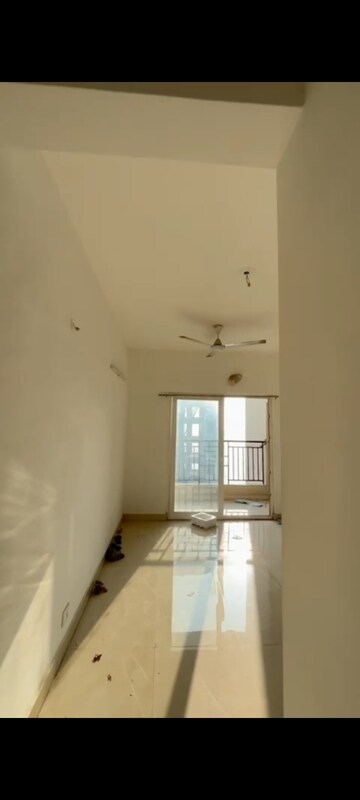 Room in 2 BHK Apartment at Ace Divino, Sector 1 Greater Noida – for Sale