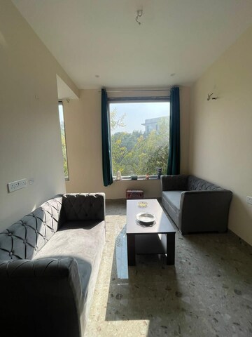 Living Room in 1 BHK Builder Floor at Sector 51 – for Rent