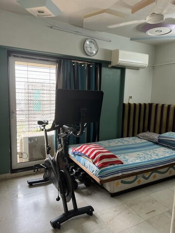 Bedroom in 3 BHK Apartment at Krushal Towers Apartment, Chembur – for Rent