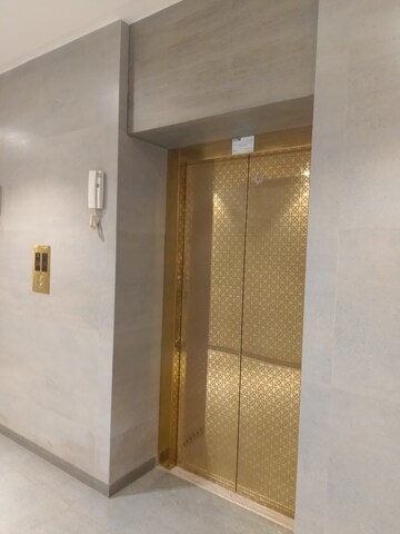 Bathroom in 3 BHK Apartment at Paradise Sai World City Phase 2, New Panvel – for Rent