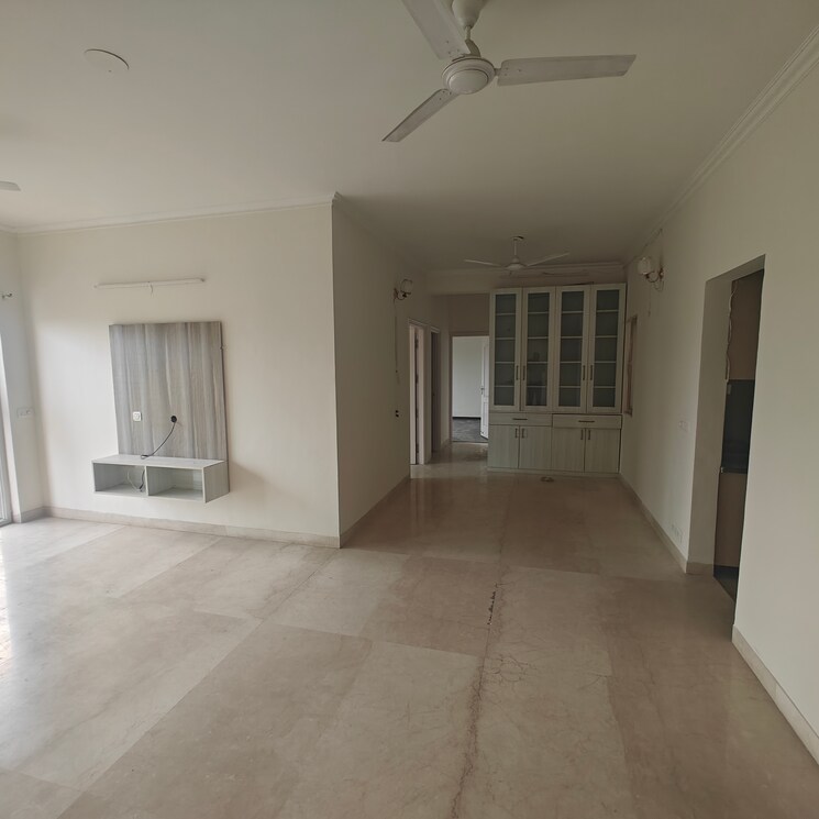 Room, shree-vardhman-victoria 3.5 Bedroom 1950 Sq.Ft. Apartment In Sector 70 Gurgaon 8210647