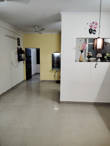 Room in 1 BHK Apartment at Jagatpura – for Rent