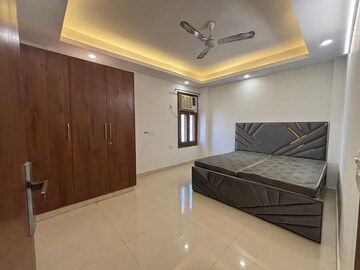 Master Bedroom in 3 BHK Builder Floor at Saket – for Rent