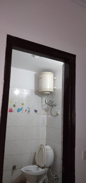 Room in 3 BHK Builder Floor at Today Princeton Floors, Sector 51 – for Rent