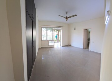 3 BHK Builder Floor For Rent in SS Southend Floors South City 2 Gurgaon  8210755