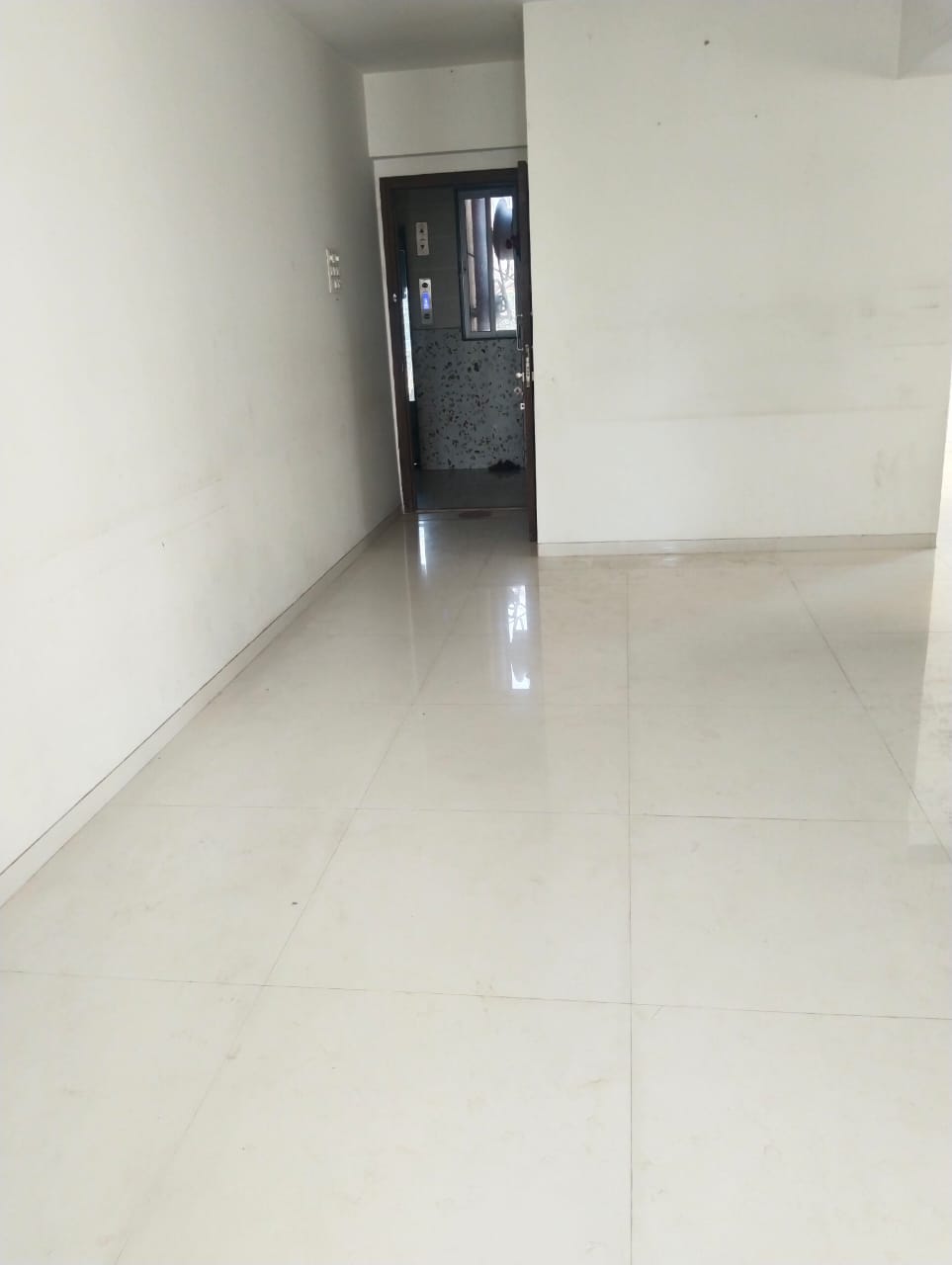 2 BHK Apartment For Sale in Om Shubh Bhaktas Tower