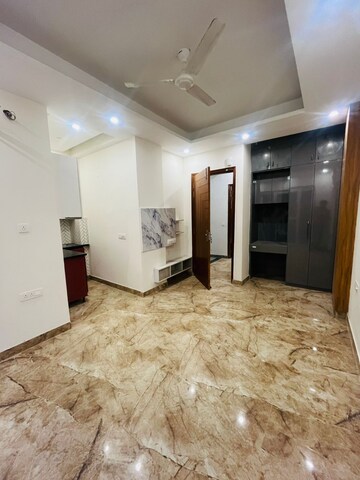 Room in Studio Builder Floor at Sector 47 – for Rent