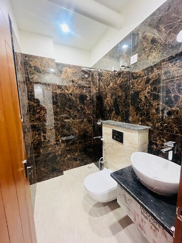 Bathroom in Studio Builder Floor at Sector 47 – for Rent
