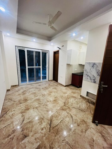 Bedroom in Studio Builder Floor at Sector 47 – for Rent