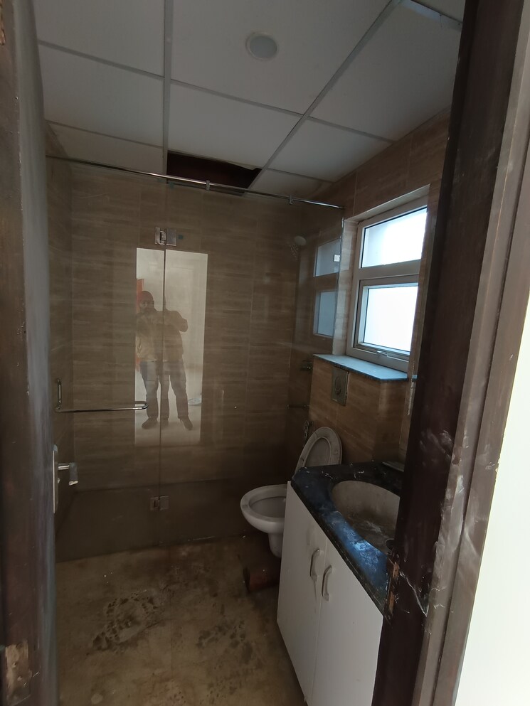 Kitchen, ramprastha-city-the-edge-towers 3 Bedroom 1990 Sq.Ft. Apartment In Sector 37d Gurgaon 8210810