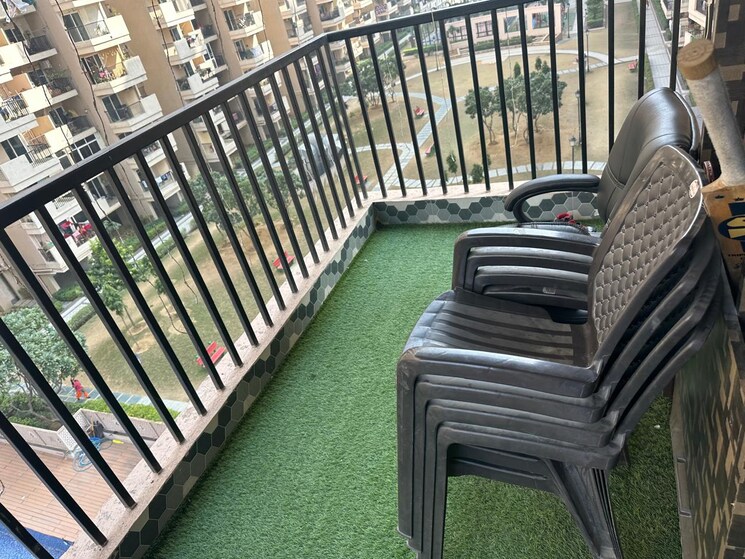 Balcony, gaur-atulyam 4 Bedroom 1665 Sq.Ft. Apartment In Omicron I Greater Noida Greater Noida 8210831