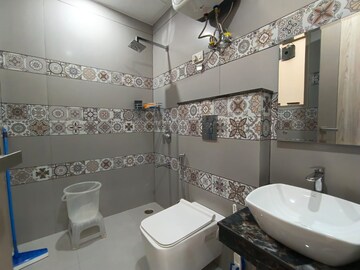 Attached Bathroom in 2 BHK Builder Floor at Sector 38 – for Rent