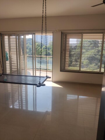 Room in 2 BHK Apartment at Bhojwani Samruddhi Park, Pimple Saudagar – for Rent