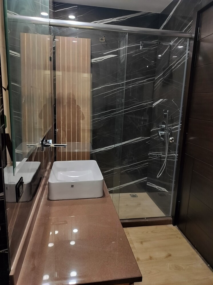 undefined, pamposh enclave 3 Bedroom 1800 Sq.Ft. Builder Floor In Pamposh Enclave Delhi 8210851