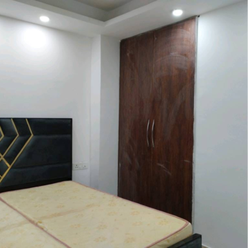 Room in 2 BHK Builder Floor at Freedom Fighters Enclave – for Rent