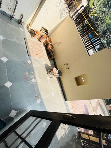 Master Bedroom in 2 BHK Builder Floor at Sector 52 – for Rent
