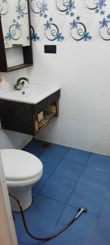 Attached Bathroom in 3 BHK Apartment at Sector 6, Dwarka – for Rent