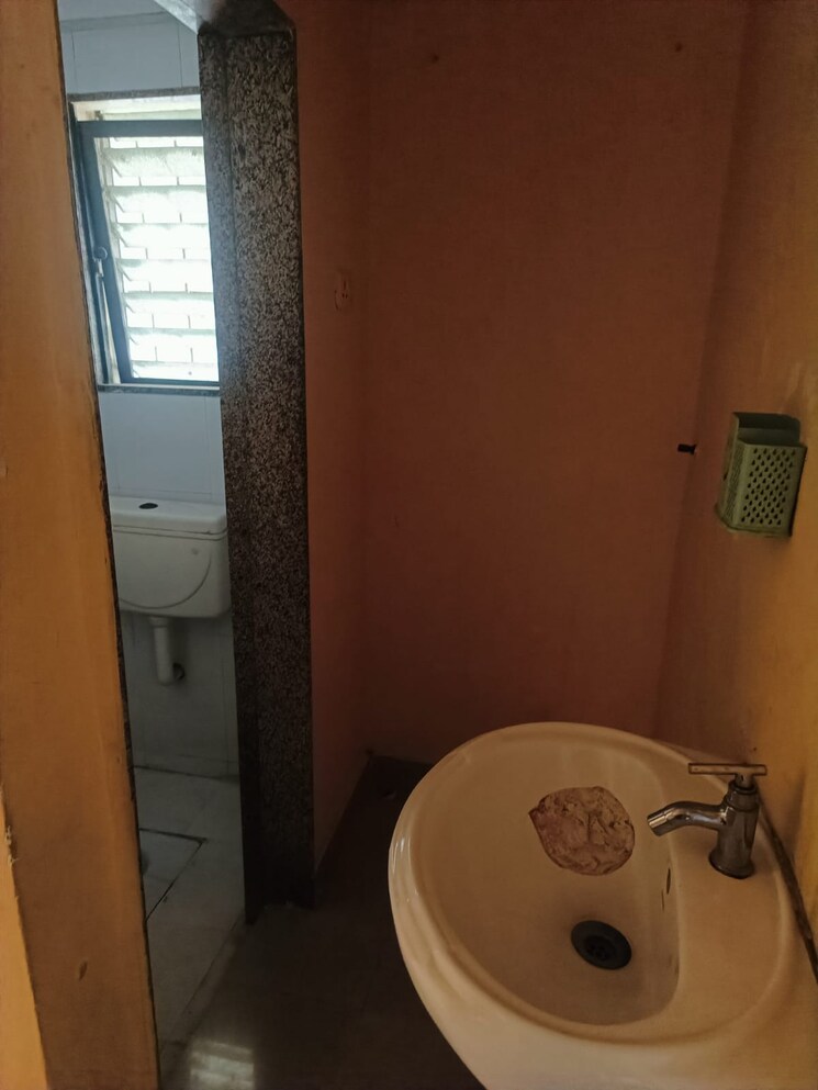 Bathroom, sai-paradise-kalyan 1 Bedroom 480 Sq.Ft. Apartment In Kalyan West Thane 8210930