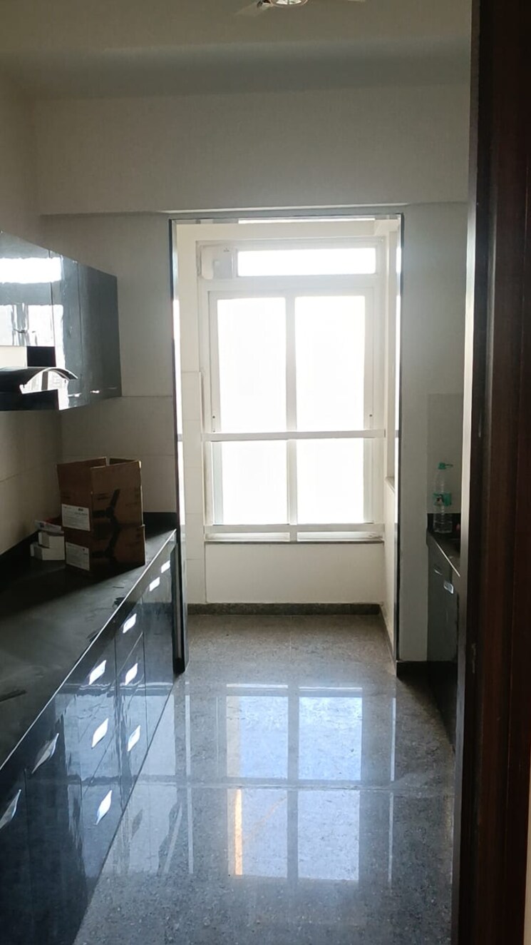 Bathroom, kalpataru-radiance 3 Bedroom 1372 Sq.Ft. Apartment In Goregaon West Mumbai 8210929