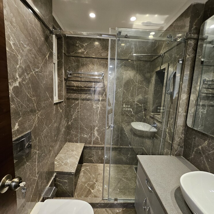 Kitchen, new rajinder nagar 4 Bedroom 375 Sq.Yd. Builder Floor In New Rajinder Nagar Delhi 8210981