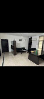4 BHK + Extra Room 250 Sq.Yd. Builder Floor in Builder Floor 