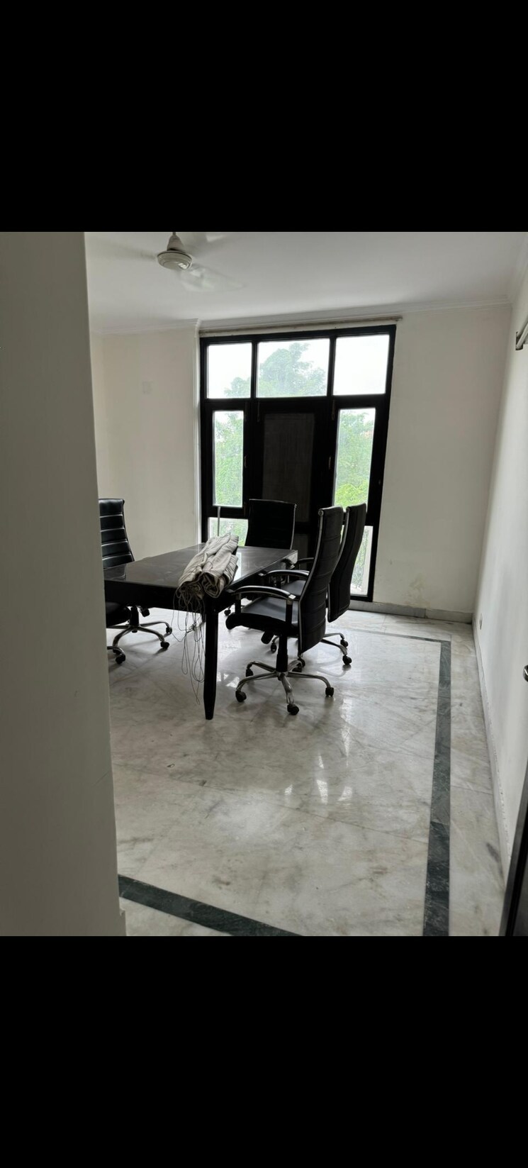 Gym, greater kailash 4 Bedroom 250 Sq.Yd. Builder Floor In Greater Kailash Delhi 8210994