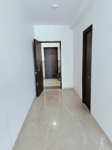 Building Lobby in 3.5 BHK Apartment at Kalpataru Radiance, Goregaon West – for Rent