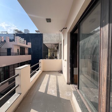 Kitchen in 3.5 BHK Builder Floor at Ansal Sushant Lok I, Sector 43 – for Rent